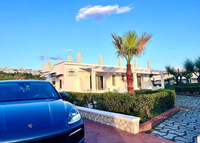 לינה וארוחת בוקר Gemini Luxury 3*